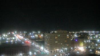 Weather camera view of First National Bank-Hutchinson.