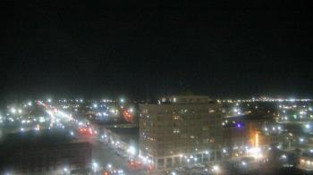 Weather camera view of First National Bank-Hutchinson.
