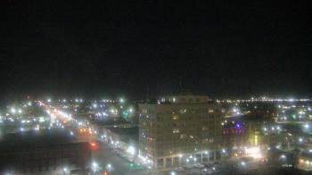 Weather camera view of First National Bank-Hutchinson.