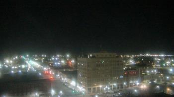 Weather camera view of First National Bank-Hutchinson.