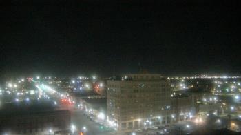 Weather camera view of First National Bank-Hutchinson.