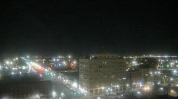 Weather camera view of First National Bank-Hutchinson.