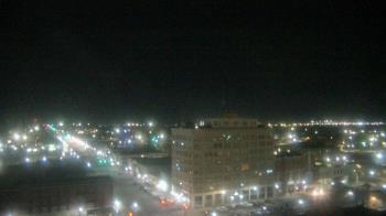 Weather camera view of First National Bank-Hutchinson.