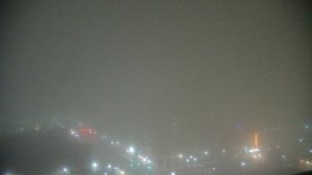 Weather camera view of First National Bank-Hutchinson.