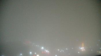 Weather camera view of First National Bank-Hutchinson.