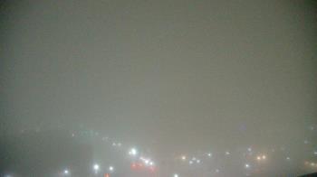 Weather camera view of First National Bank-Hutchinson.