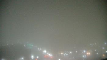 Weather camera view of First National Bank-Hutchinson.