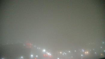 Weather camera view of First National Bank-Hutchinson.