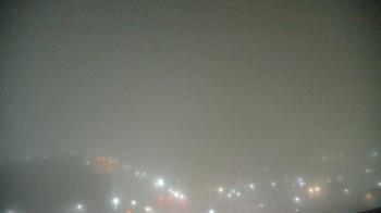 Weather camera view of First National Bank-Hutchinson.