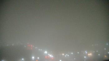 Weather camera view of First National Bank-Hutchinson.