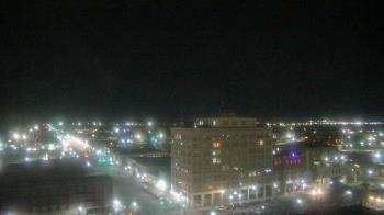 Weather camera view of First National Bank-Hutchinson.