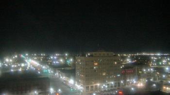 Weather camera view of First National Bank-Hutchinson.