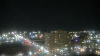 Weather camera view of First National Bank-Hutchinson.