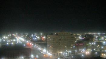 Weather camera view of First National Bank-Hutchinson.