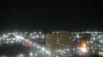 Weather camera view of First National Bank-Hutchinson.