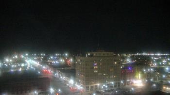 Weather camera view of First National Bank-Hutchinson.