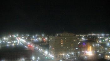 Weather camera view of First National Bank-Hutchinson.