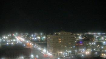 Weather camera view of First National Bank-Hutchinson.