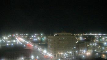 Weather camera view of First National Bank-Hutchinson.