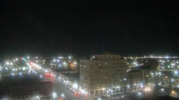 Weather camera view of First National Bank-Hutchinson.