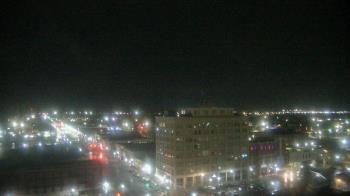 Weather camera view of First National Bank-Hutchinson.
