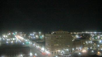 Weather camera view of First National Bank-Hutchinson.