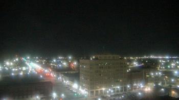 Weather camera view of First National Bank-Hutchinson.