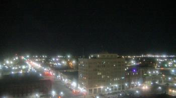 Weather camera view of First National Bank-Hutchinson.