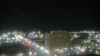Weather camera view of First National Bank-Hutchinson.