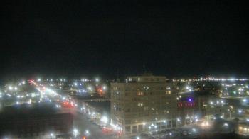 Weather camera view of First National Bank-Hutchinson.