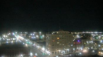Weather camera view of First National Bank-Hutchinson.