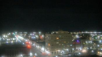 Weather camera view of First National Bank-Hutchinson.