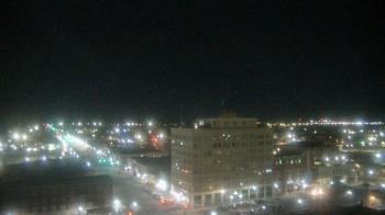 Weather camera view of First National Bank-Hutchinson.