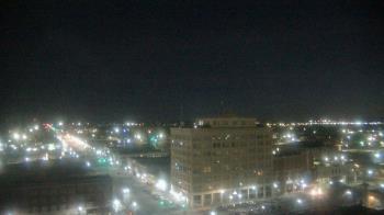 Weather camera view of First National Bank-Hutchinson.