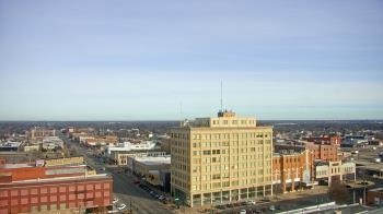 Weather camera view of First National Bank-Hutchinson.