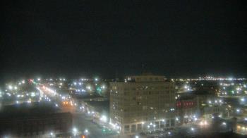 Weather camera view of First National Bank-Hutchinson.