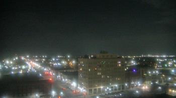Weather camera view of First National Bank-Hutchinson.
