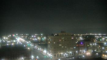 Weather camera view of First National Bank-Hutchinson.