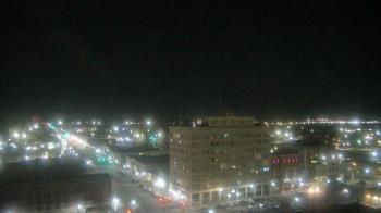 Weather camera view of First National Bank-Hutchinson.