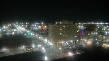 Weather camera view of First National Bank-Hutchinson.