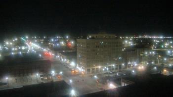 Weather camera view of First National Bank-Hutchinson.