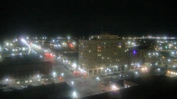 Weather camera view of First National Bank-Hutchinson.