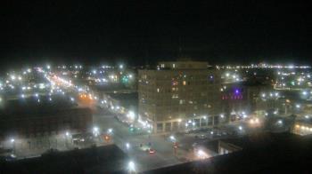 Weather camera view of First National Bank-Hutchinson.