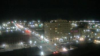 Weather camera view of First National Bank-Hutchinson.