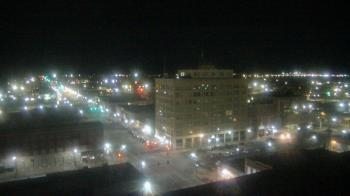 Weather camera view of First National Bank-Hutchinson.