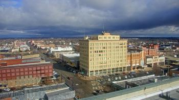 Weather camera view of First National Bank-Hutchinson.