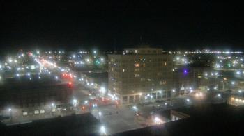 Weather camera view of First National Bank-Hutchinson.