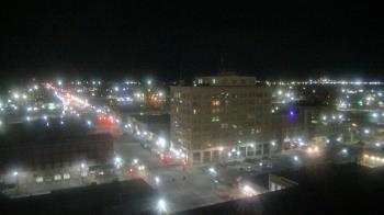 Weather camera view of First National Bank-Hutchinson.