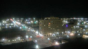 Weather camera view of First National Bank-Hutchinson.