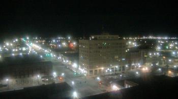 Weather camera view of First National Bank-Hutchinson.